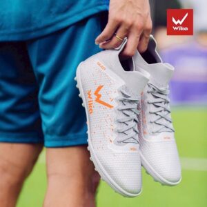 Giày bóng đá Wilka Galaxy Turf màu bạc trắng cam – Phong cách hiện đại, hiệu năng tối ưu