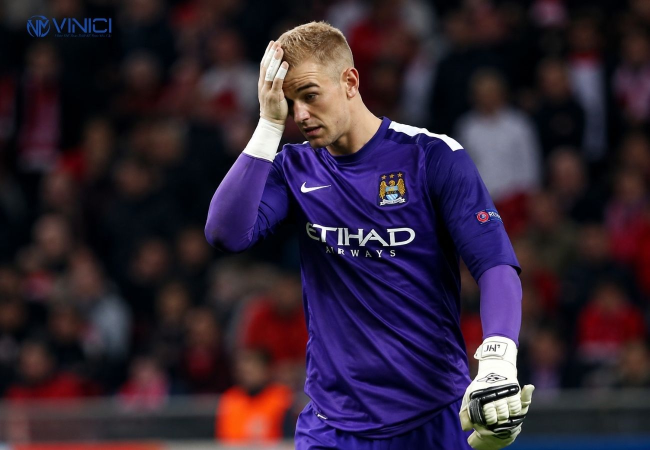 Mẫu áo thủ môn Manchester City mùa 2015–2016