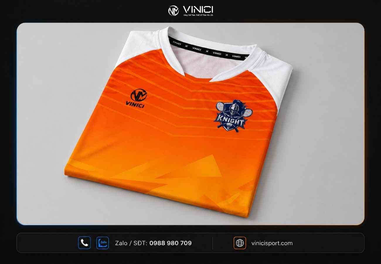 Logo Knight Badminton trước ngực